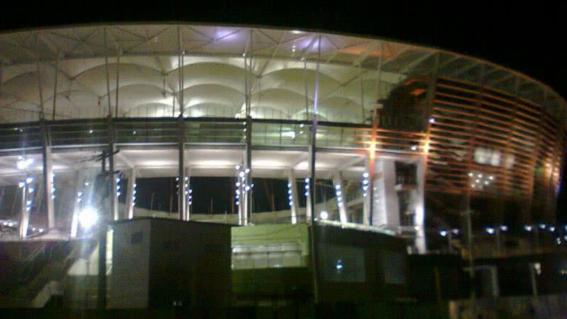 Imagem Seguem os testes na ilumicação da Arena Fonte Nova
