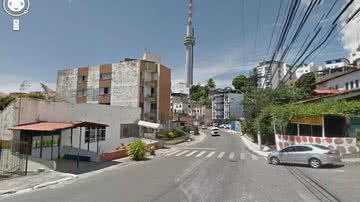 Imagem Homens batem carro e saem ensanguentados na Federação