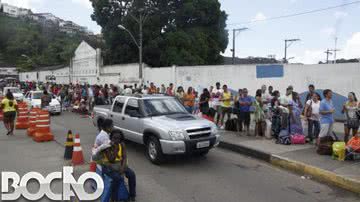 Imagem Feriado: motoristas encontram engarrafamento na Paralela e Orla 