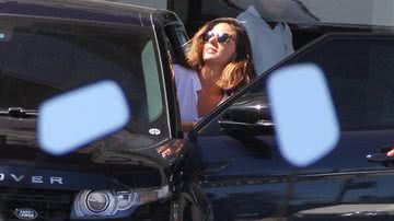 Imagem Isis Valverde sofre acidente de carro no Rio de Janeiro