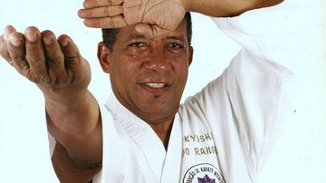 Imagem Morre aos 70 anos Ivo Rangel, mestre do karatê baiano