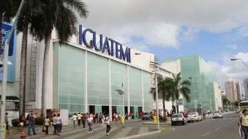 Imagem Criança fica presa em escada rolante do shopping Iguatemi