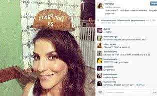 Imagem Ivete se prepara para o Festival à base de lambreta