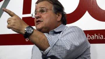 Roberto Viana