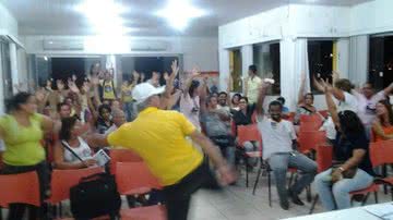 Imagem Servidores de Itabuna paralisam atividades e chamam prefeito de 'intransige