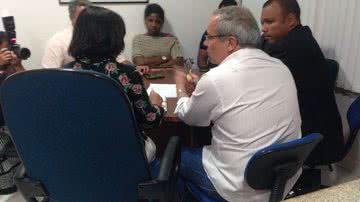 Imagem Ajuda a Prisco é discutida entre senadora Lídice, Capitão Tadeu e associações