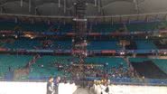 Imagem Público começa a se reunir na Arena Fonte Nova para show de Roberto Carlos