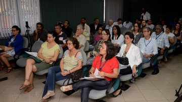 Imagem Promotora ameaça ação civil pública contra projeto de desafetação de imóveis