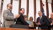 Imagem Desembargador Dultra Cintra é homenageado na Assembleia