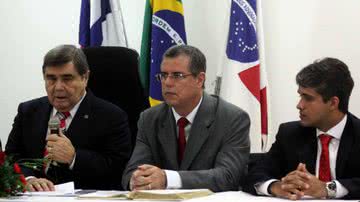 Imagem Diretoria da OAB toma posse