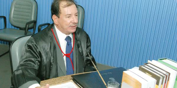 Imagem  Carlos Cintra desocupa cargo de vice-presidente do TRE