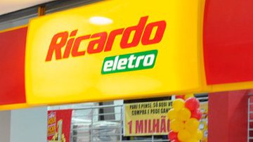Imagem Homens armados assaltam Ricardo Eletro da Estrada do Coco