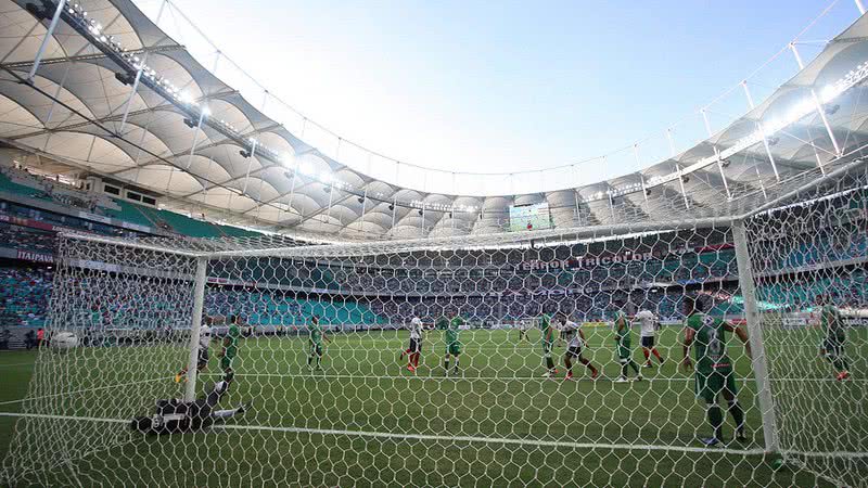 Imagem Para afastar crise, Bahia tenta primeiro triunfo na Arena diante do Xará