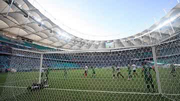 Imagem Para afastar crise, Bahia tenta primeiro triunfo na Arena diante do Xará