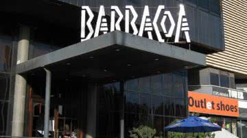Imagem Funcionários do Barbacoa quebram o pau no meio da rua