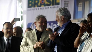 Imagem Lula manda recado em São Francisco do Conde: “hipócritas à Dilma Rousseff”
