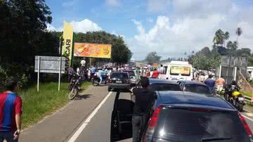 Imagem Camaçari: moradores fazem protesto na Linha Verde