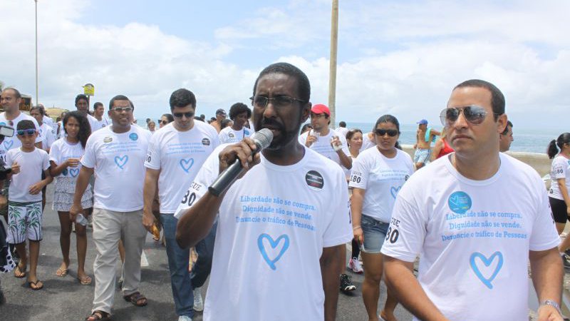 Imagem Caminhada chama a atenção para o tráfico de pessoas na Bahia