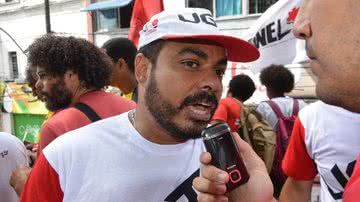 Imagem Em protesto de sindicato, povo não quer mais entrar