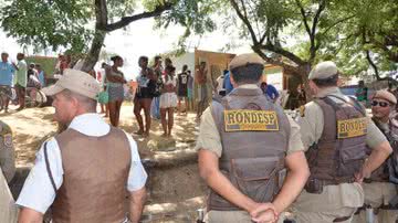 Imagem "Moradores" do Cajazeiras Golf fazem manifestação nesta quarta 