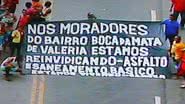 Imagem Moradores fecham estrada do Derba em Salvador