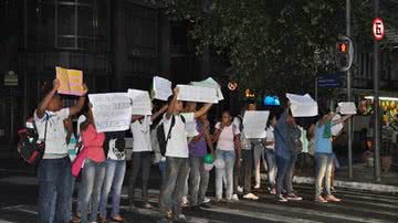 Imagem Estudantes do Pronatec fecham Comércio por falta de verbas