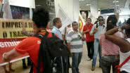 Imagem Loja demite em massa, fecha as portas e não quer explicar motivação