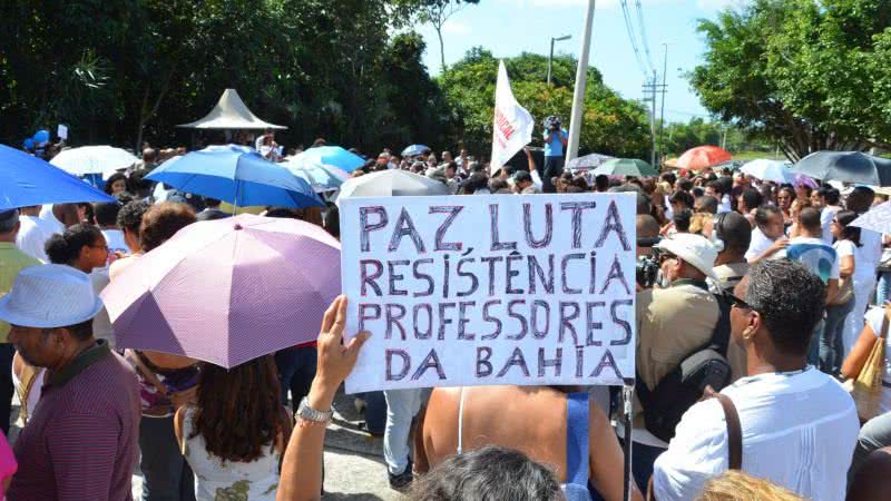 Imagem Servidores públicos e governo mantêm diálogo após greves das categorias