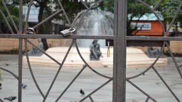 Imagem Pequena manifestação no Centro pede Educação e Segurança