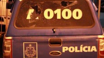 Imagem Em meio a protesto, vândalos arrancam até placas de publicidade