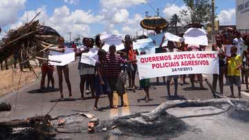 Imagem Feira de Santana: manifestantes acusam policial feminina de tortura