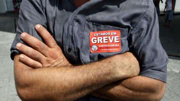 Imagem Trabalhadores da construção civil entram em greve