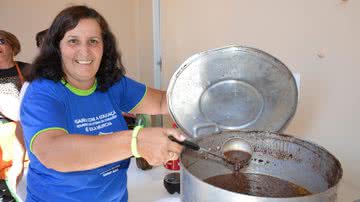 Imagem Professores de Conquista pedem "abolição" com feijoada na prefeitura