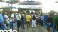 Imagem Usuários do ferry bloqueiam embarque e protestam contra atraso: &quot;Basta&quot