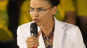 Imagem Marina afirma que faz sim 'nova política' ao declarar apoio a Aécio
