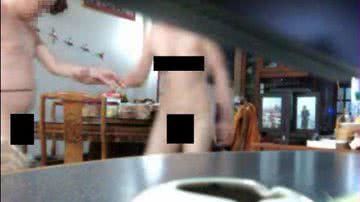 Imagem Monge é flagrado fazendo sexo com amante