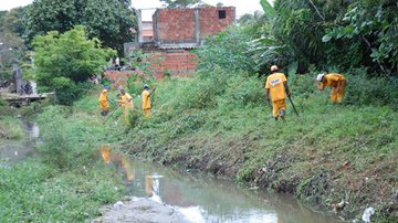 Imagem Em Lauro de Freitas, intervenções tentam minimizar transtornos das chuvas