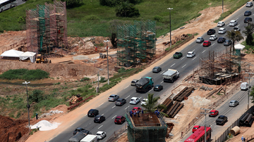 Imagem  Obras na Paralela alteram trânsito no Centro Administrativo