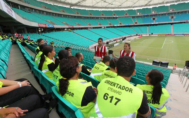Imagem Orientadores da Arena Fonte Nova denunciam falta de pagamento
