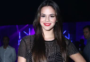 Imagem Moderninha mesmo: Bruna Marquezine não se importa com saídas de Neymar sem ela