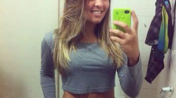 Imagem Bate um bolão! De barriga de fora, Filha de Romário bomba no Instagram