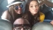 Imagem Bruna Marquezine faz bico em Selfie junto com família de Neymar antes do jogo