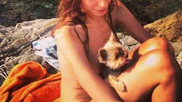 Imagem Filha de ex-técnico do Vitória faz topless 