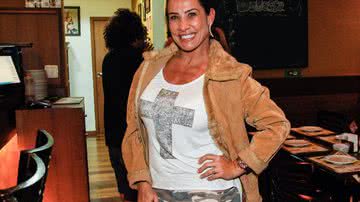 Imagem Scheila Carvalho aparece publicamente pela primeira vez após polêmicas 