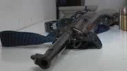 Imagem Polícia flagra quadrilha suspeita de assaltos a bancos com fuzil