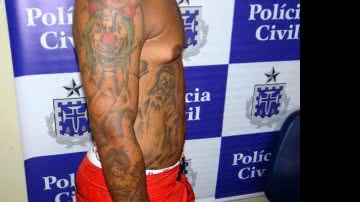 Imagem Adolescente é flagrado com arma em Feira de Santana