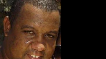 Imagem Emocionada, Nara Costa se despede do ex-marido