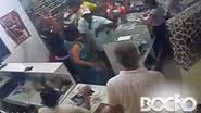 Imagem Assista: bandidos rendem seguranças e assaltam joalheria em Feira de Santana