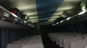 Imagem Bandidos interceptam ônibus na BR-116 e assaltam passageiros