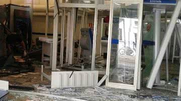 Imagem Ladrões explodem caixa eletrônico na Fazenda Grande